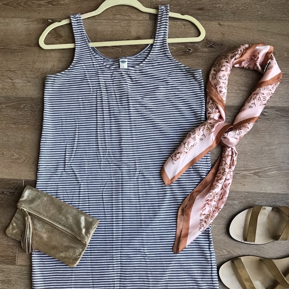 Old Navy gray striped casual dress